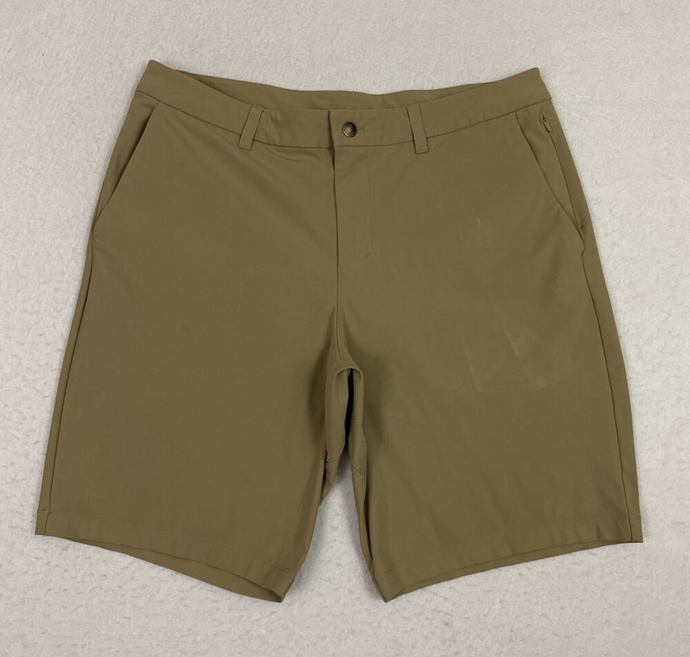 Lululemon Commission Shorts Mens 36 Tan Khaki Warpstreme Golf Casual Stretch